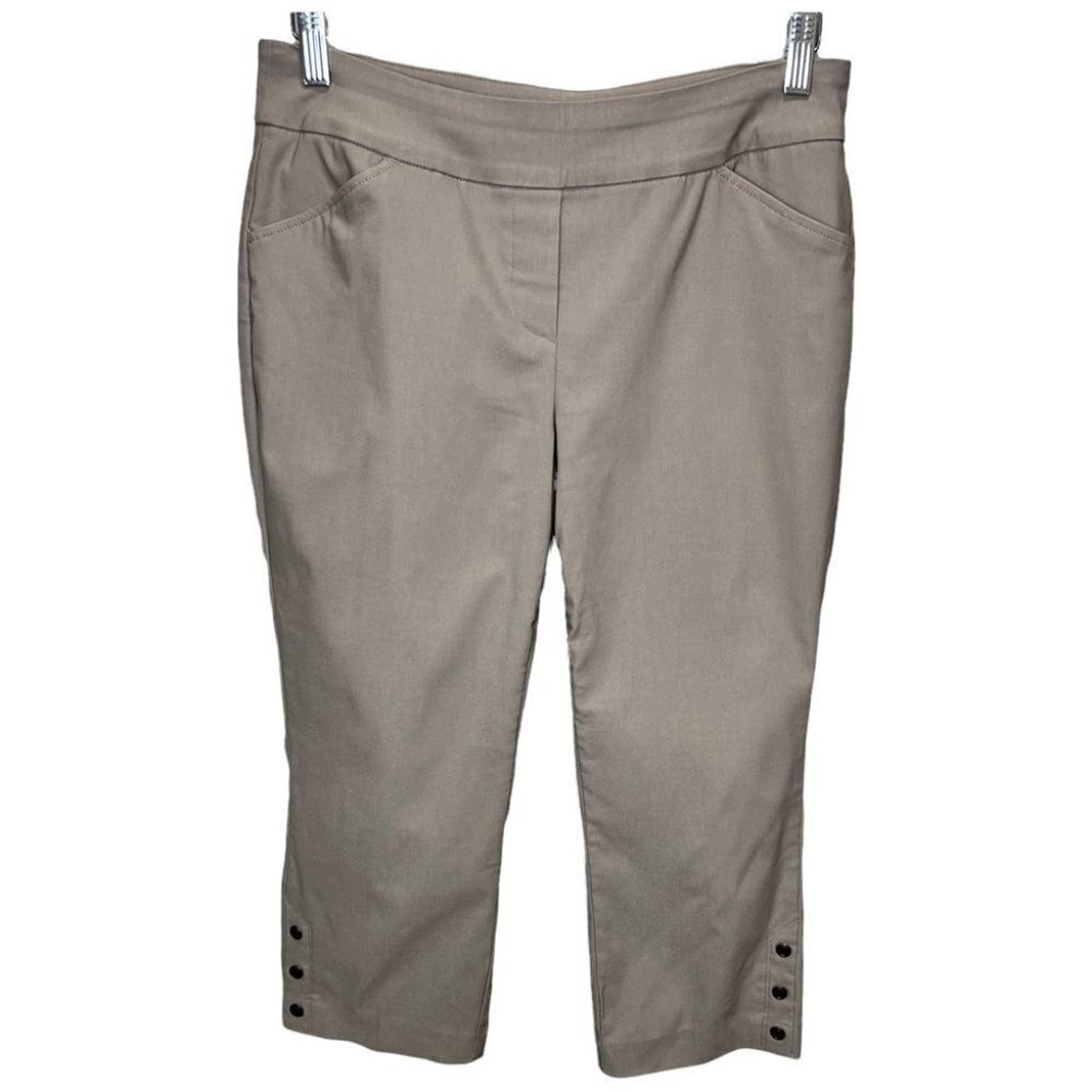 NORTHERN Reflections Beige Capris Size M Petite